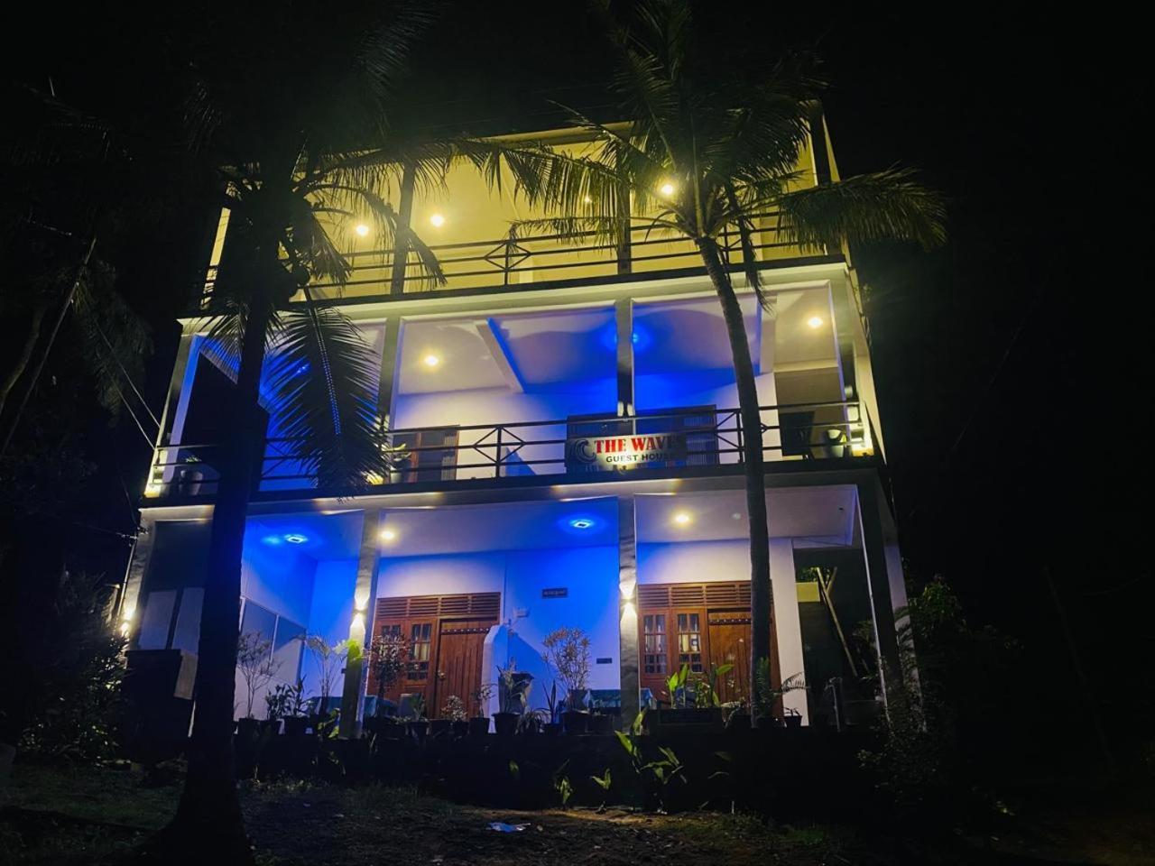 The Wave'S Guest House Mirissa Exterior photo